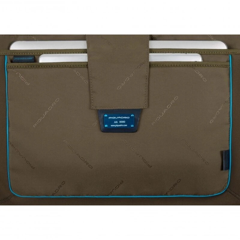 Хоризонтална чанта Piquadro Brief с отделение за iPad AIR - iPad Pro 9,7/iPad 11",черен цвят